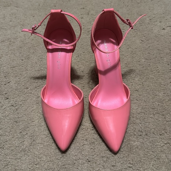 Madden Girl Womens Standout Patent Pointed Toe Wedge Heels Shoes Size 6.5 - Picture 2 of 7